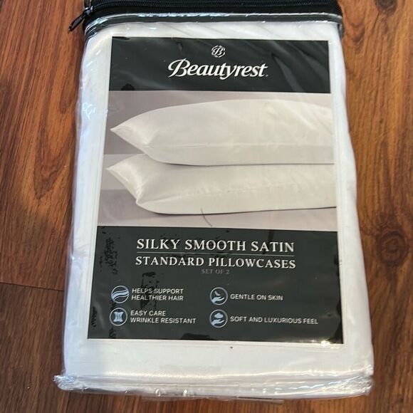 2 New Beautyrest white satin 20 x 30 pillowcases set of two - Picture 2 of 3